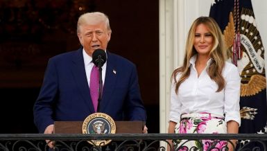 И Меланији Трамп се допао нови тренд бојења косе: Одлучила се за велике промене 
