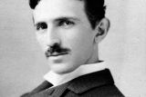 1697711653_548_tesla_f.jpg