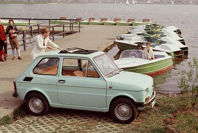 1598262988_FIAT-126-1.jpg